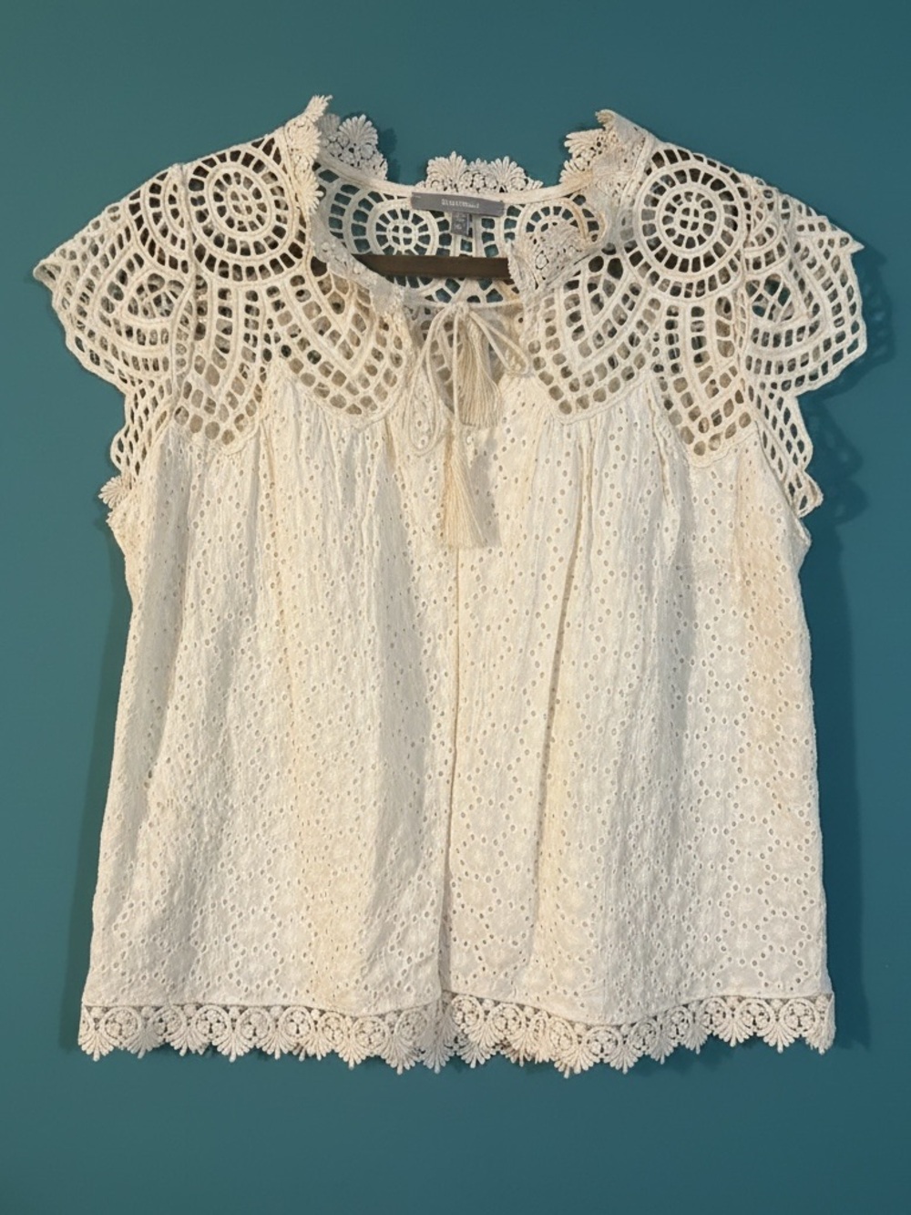 Blue Tassel for Anthropologie Charlize Crocheted Top Ivory Tie Neck XL - Picture 4 of 5
